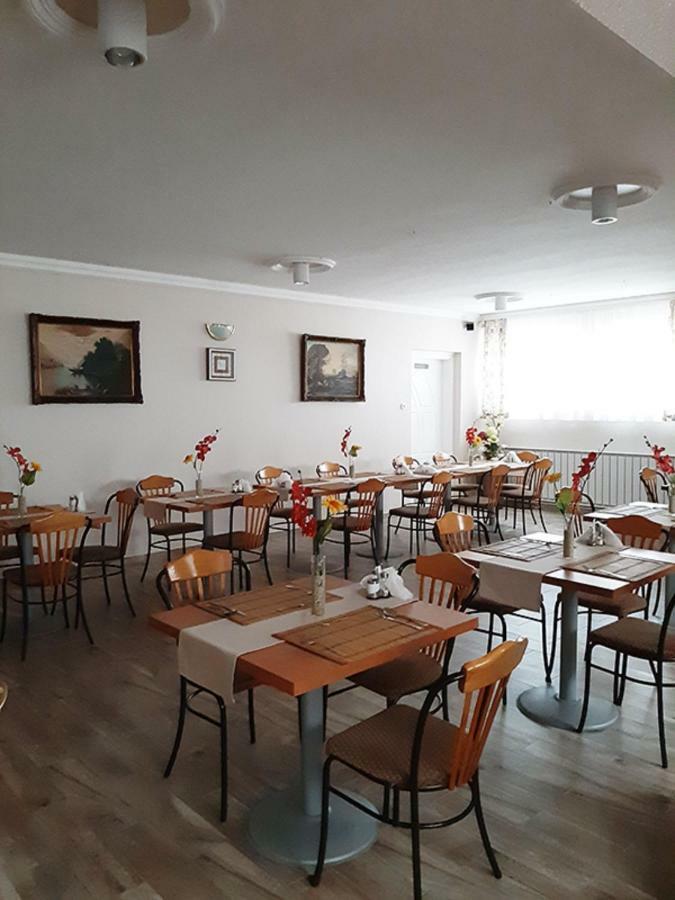 Marvany Panzio Hajduszoboszlo Luaran gambar
